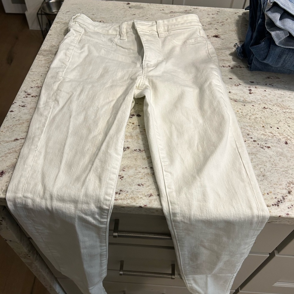 American Eagle White Denim Jeans